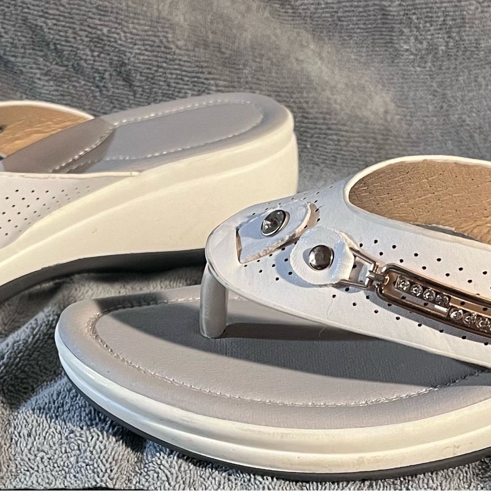 Flip flops